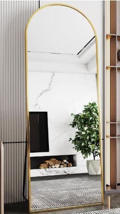 Espejo Decorativo de Bienvenida – Elegancia Dorada, en alquiler en MTK
